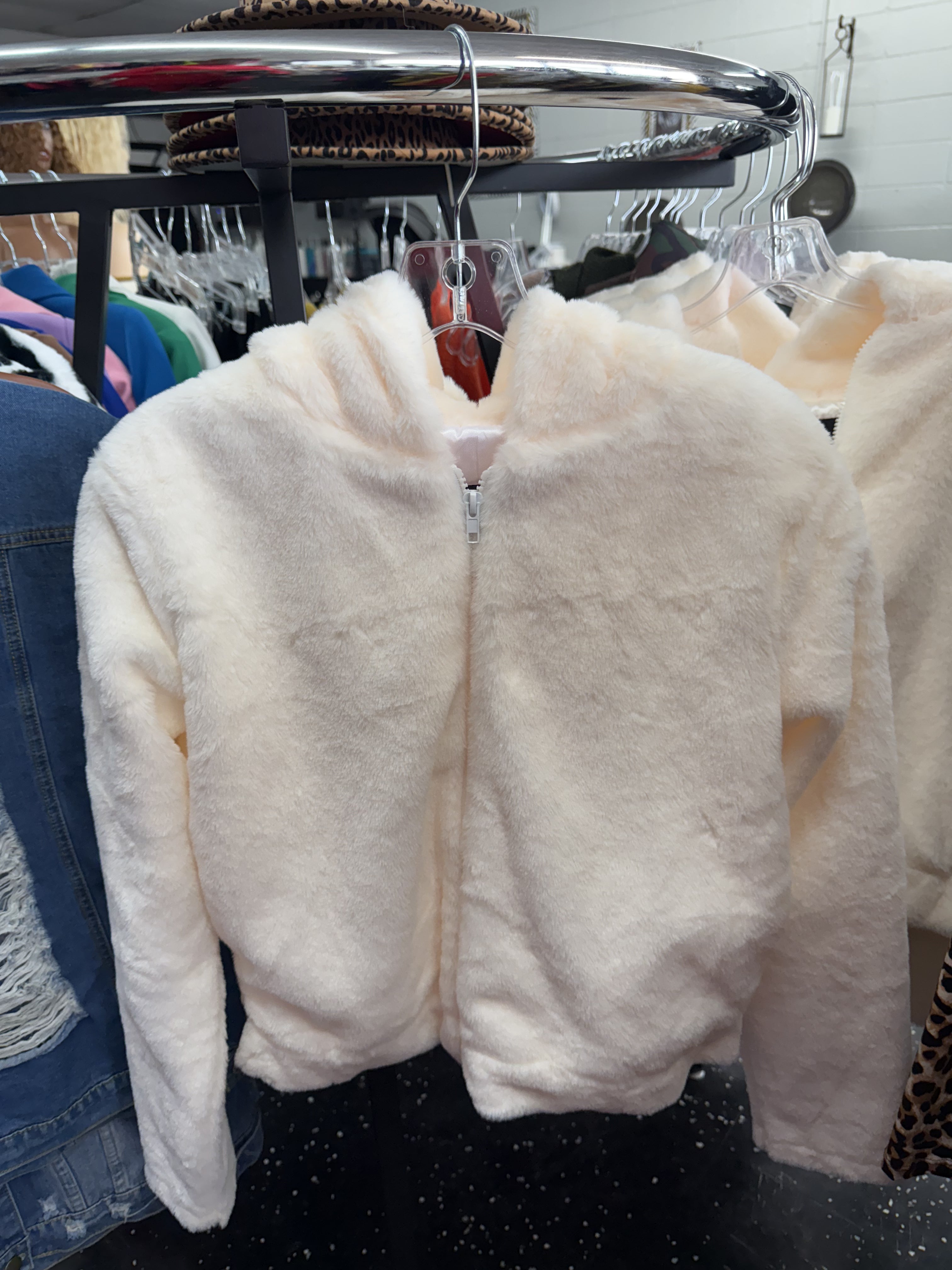 COZY FAUX FUR JACKET