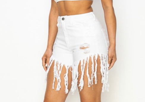 SWING MY WAY SHORTS (WHITE)